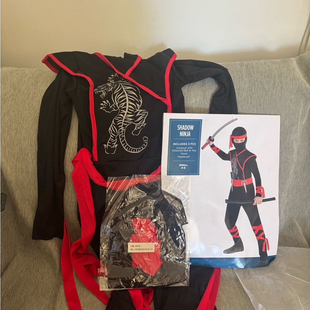 Shadow kids Ninja Costume with Red Accents toddler size 4-6 years